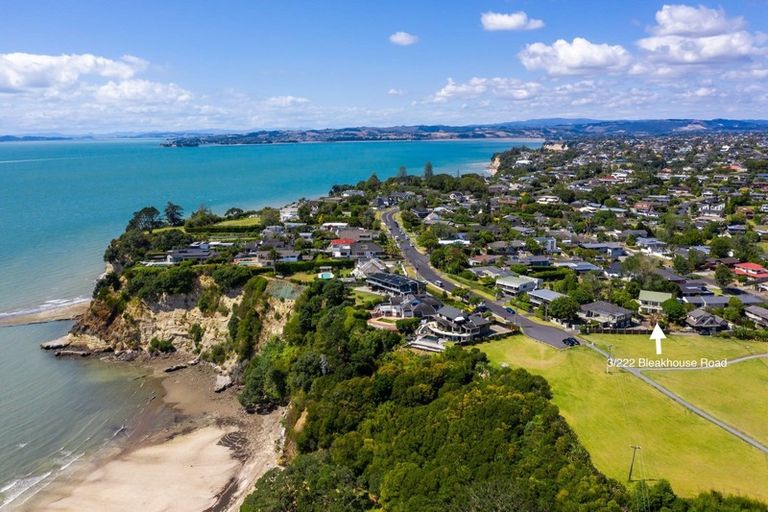 Photo of property in 3/222 Bleakhouse Road, Mellons Bay, Auckland, 2014
