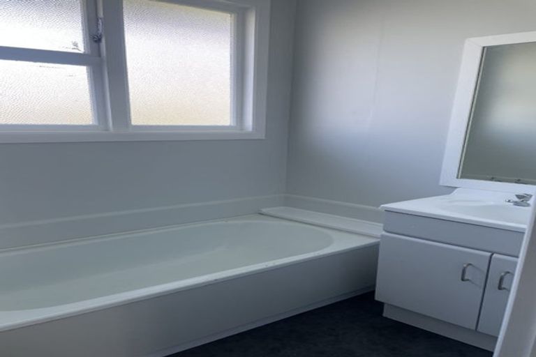 Photo of property in 8 Matata Place, Tokoroa, 3420