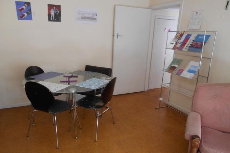 Photo of property in 23 Raroa Road, Kelburn, Wellington, 6012