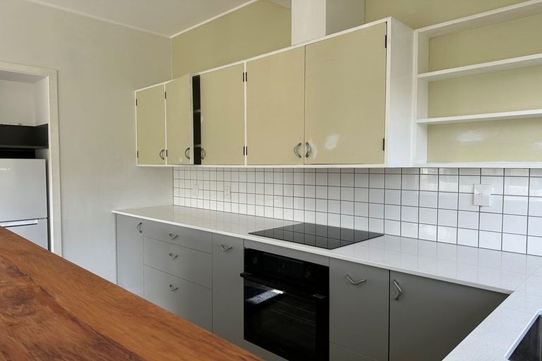 Photo of property in 44a/b Moana Road, Plimmerton, Porirua, 5026