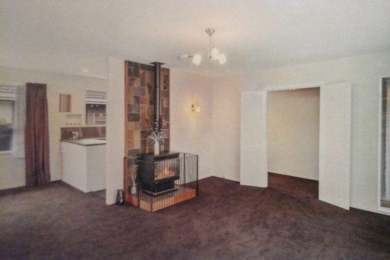 Photo of property in 229 Queenspark Drive, Parklands, Christchurch, 8083