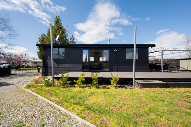 Photo of property in 12 Hallewell Road, Twizel, 7901