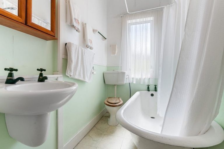 Photo of property in 10 John Street, Abbotsford, Dunedin, 9018