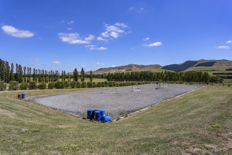 Photo of property in 859 Waikari Valley Road, Scargill, Amberley, 7483
