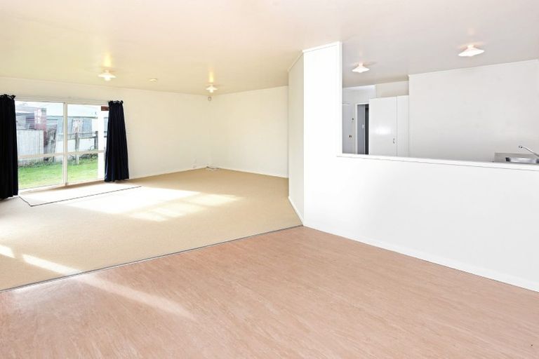 Photo of property in 22a Clarice Place, Takanini, 2112