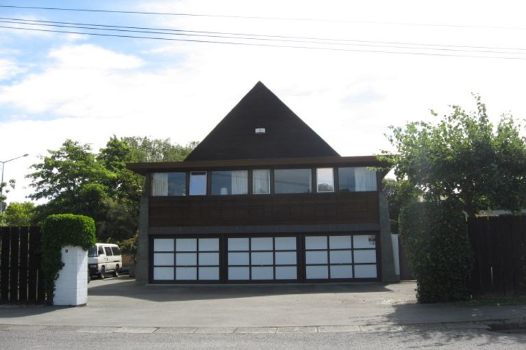 Photo of property in 1 Jacksons Road, Merivale, Christchurch, 8014