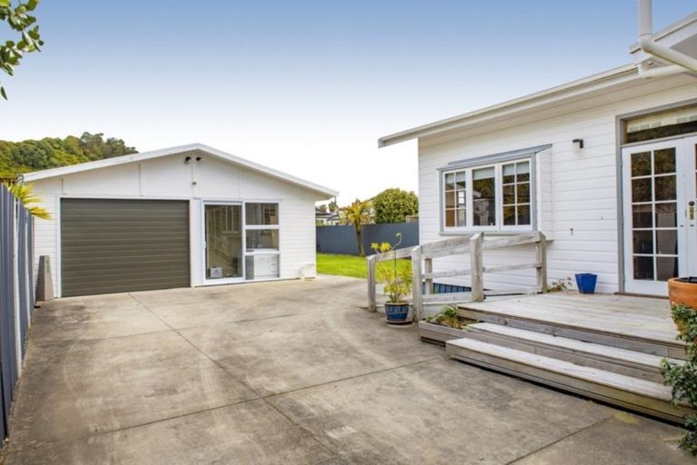 Photo of property in 17 Merritt Street, Whakatane, 3120