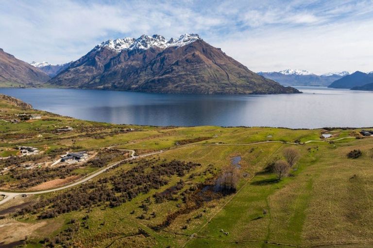 Photo of property in 43 Preserve Drive, Jacks Point, Queenstown, 9371