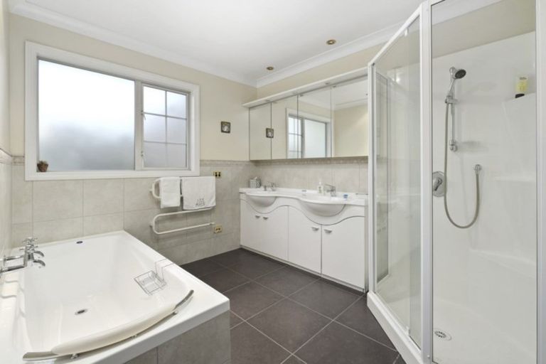 Photo of property in 16 Pioneer Court, Cromwell, 9310