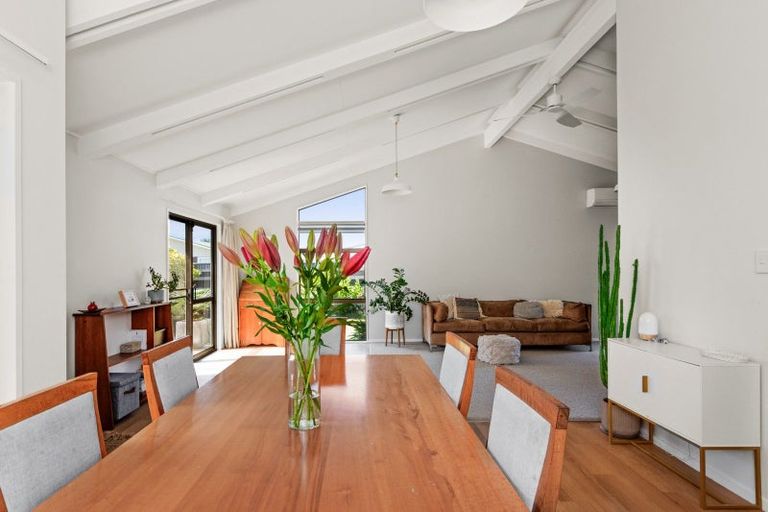 Photo of property in 19 Laurent Place, Greenmeadows, Napier, 4112