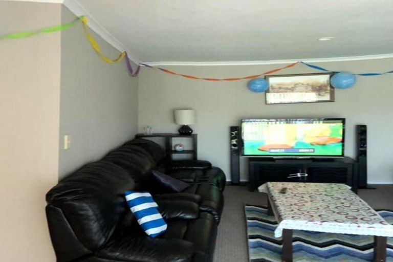 Photo of property in 40 Ridgeway Road, Pukekohe, 2120