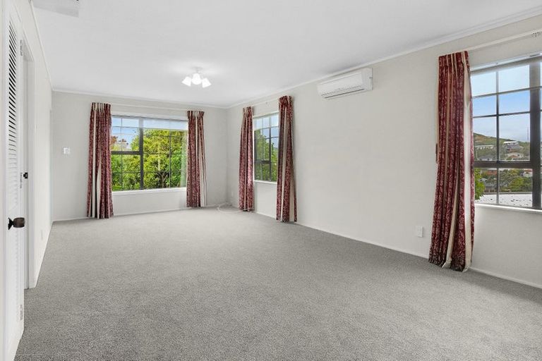 Photo of property in 1/37 Bracken Road, Paparangi, Wellington, 6037
