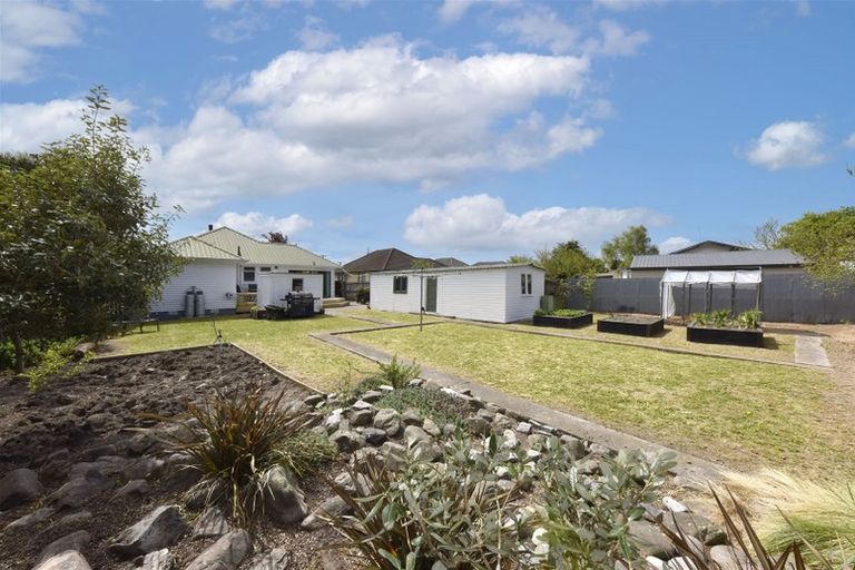 Photo of property in 4 Bellbrook Crescent, Shirley, Christchurch, 8013