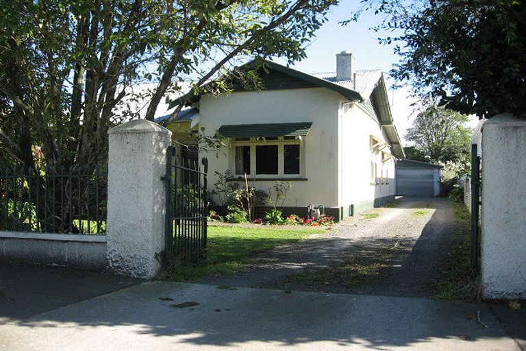 Photo of property in 169 Ferguson Street, West End, Palmerston North, 4412