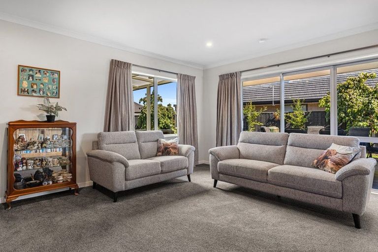 Photo of property in 12 Ballinger Place, Kaiapoi, 7630