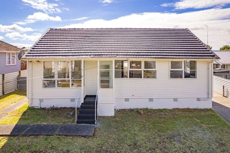 Photo of property in 80 Harper Street, Gonville, Whanganui, 4501
