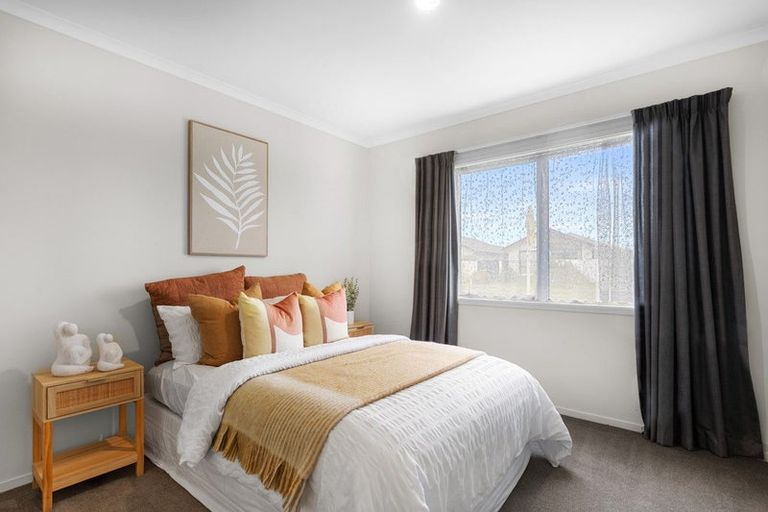 Photo of property in 1 Limbrick Crescent, Wigram, Christchurch, 8042