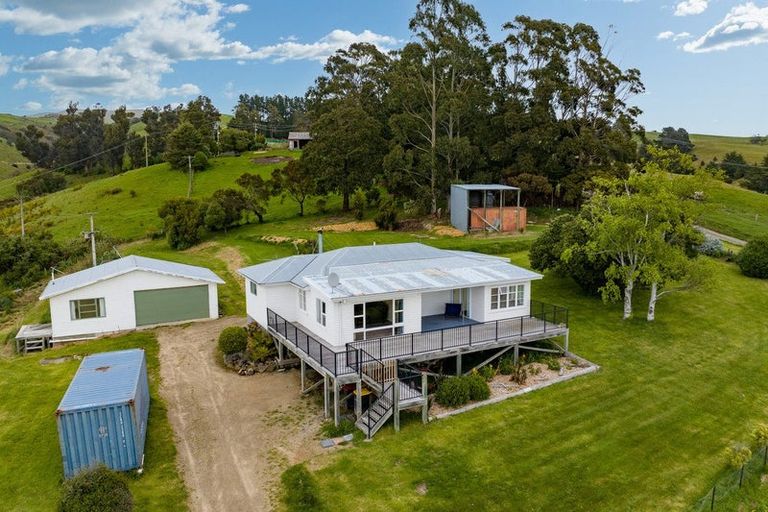 Photo of property in 250 Bayview Road, Diamond Harbour, 8972