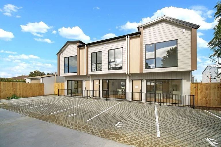 Photo of property in 63e Arimu Road, Papakura, 2110