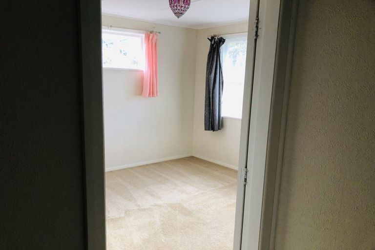 Photo of property in 1 Truscott Avenue, Johnsonville, Wellington, 6037