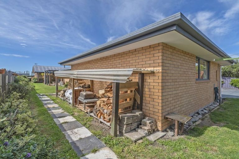Photo of property in 13 Brooker Place, Kirwee, Darfield, 7571