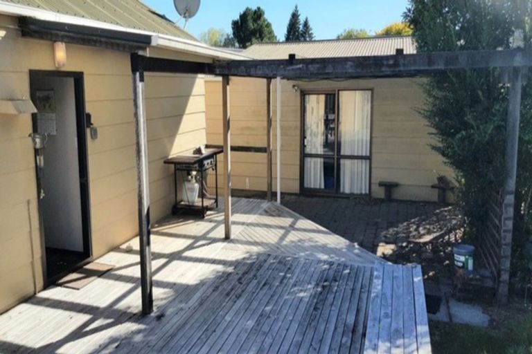 Photo of property in 76 Kinloch Road, Kinloch, Taupo, 3377