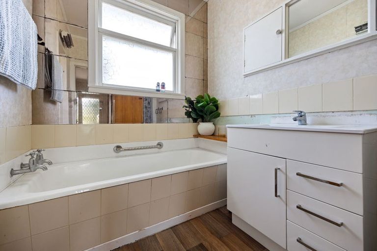 Photo of property in 17 Charles Crescent, Beerescourt, Hamilton, 3200