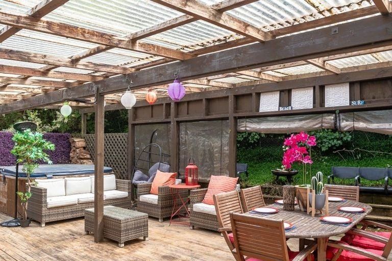 Photo of property in 14 Westhaven Drive, Tawa, Wellington, 5028