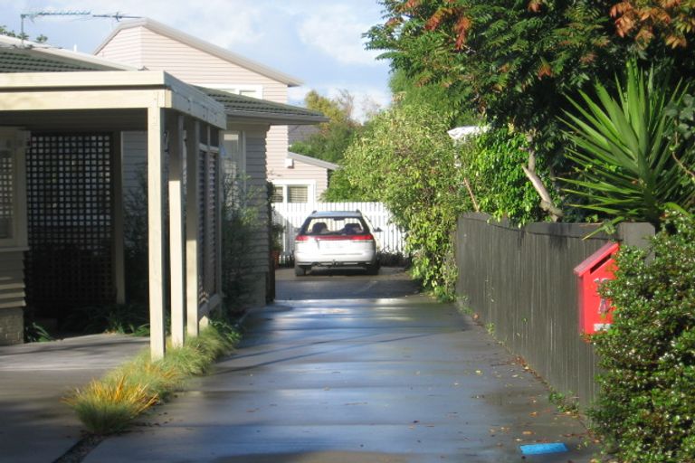 Photo of property in 16a Riverlea Avenue, Pakuranga, Auckland, 2010