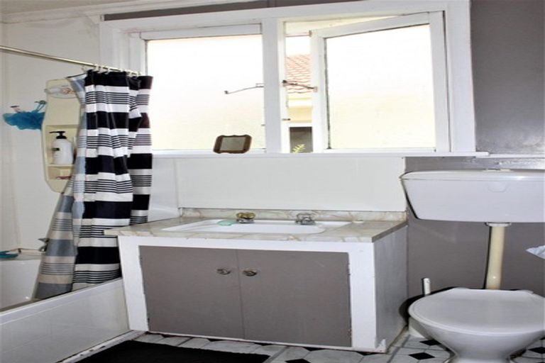 Photo of property in 15 Smith Street, Roxburgh, 9500