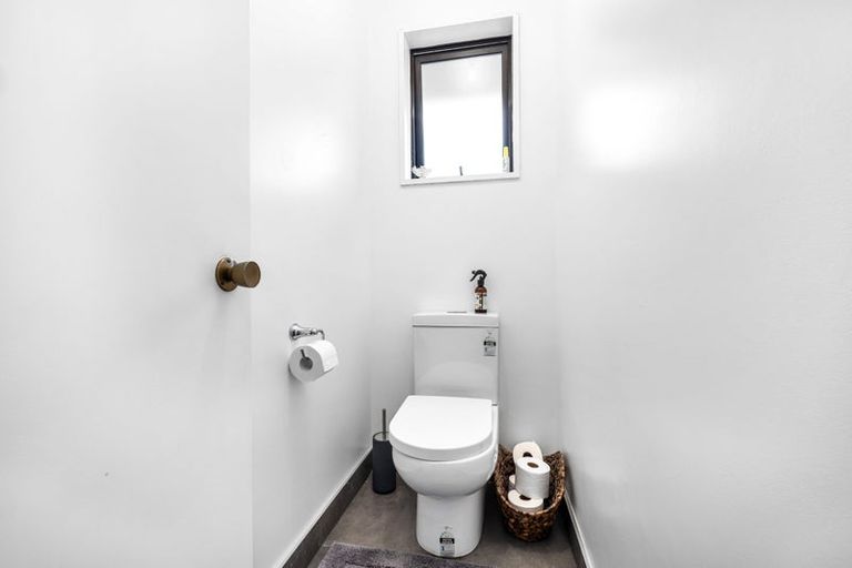 Photo of property in 7 Mchaffies Place, Wainoni, Christchurch, 8061