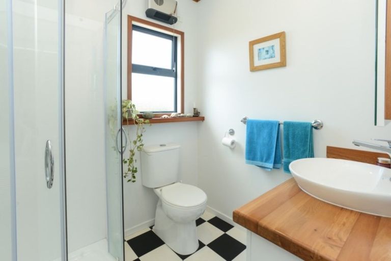 Photo of property in 43 Shoal Beach Road, Aramoana, Waipawa, 4271