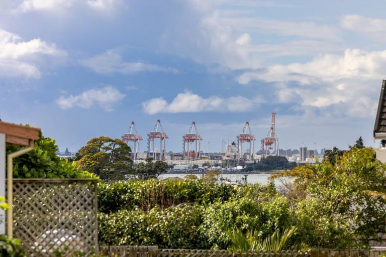 Photo of property in 52a Levers Road, Matua, Tauranga, 3110