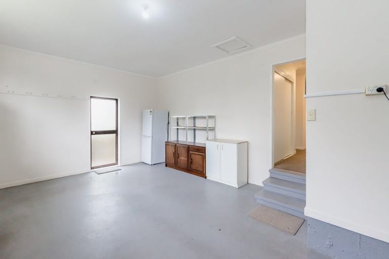 Photo of property in 2 Malfroy Lane, Raumati Beach, Paraparaumu, 5032