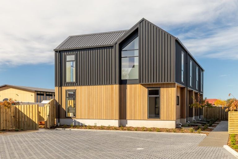 Photo of property in 4/64 Ryan Street, Phillipstown, Christchurch, 8011