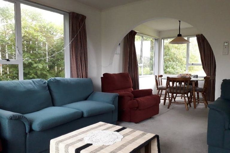 Photo of property in 162 Mark Avenue, Grenada Village, Wellington, 6037