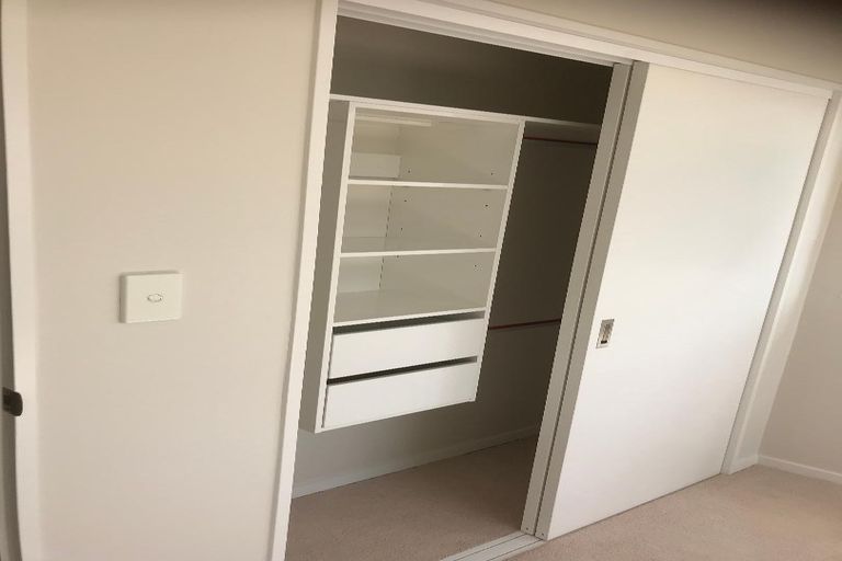 Photo of property in 4035e Great North Road, Glen Eden, Auckland, 0602