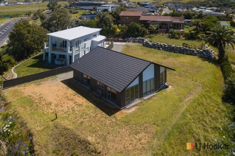 Photo of property in 93b Beach Road, Waihi Beach, 3611