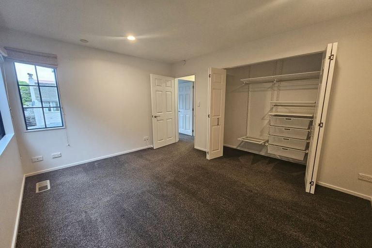 Photo of property in 17a Aplin Terrace, Ngaio, Wellington, 6035