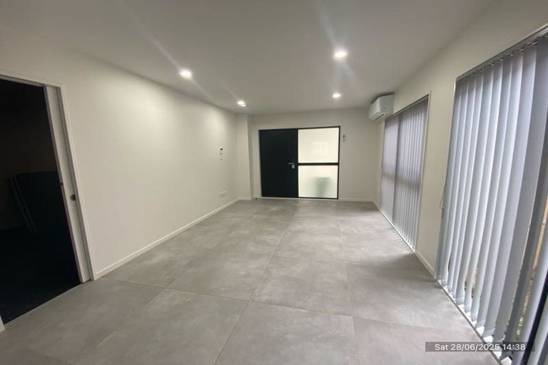 Photo of property in 67b Beeston Crescent, Manurewa, Auckland, 2102