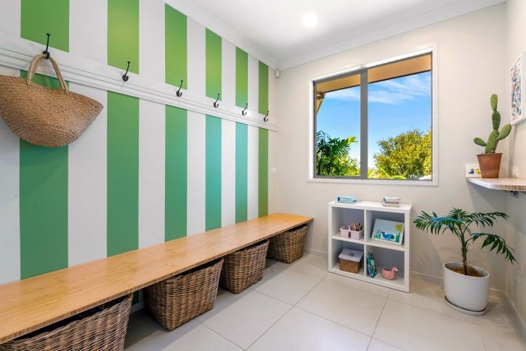 Photo of property in 64 Balboa Drive, Matakatia, Whangaparaoa, 0930