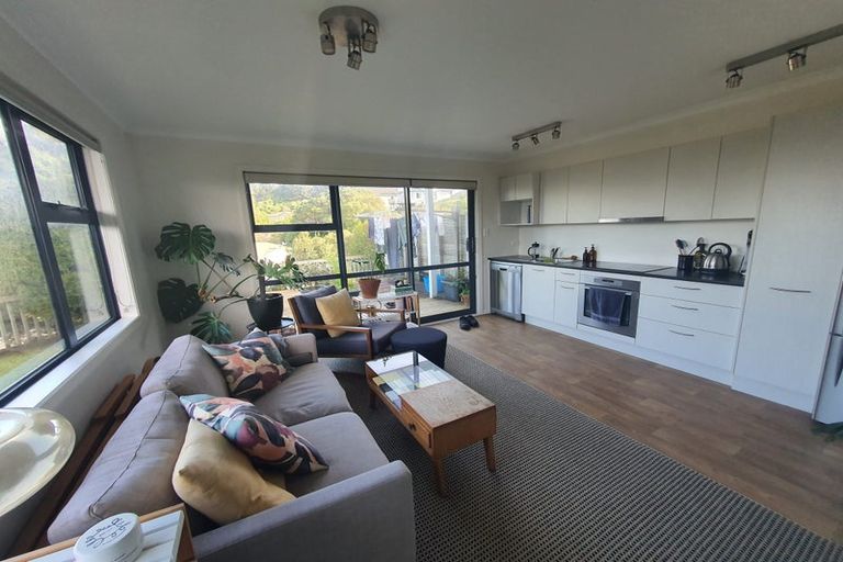 Photo of property in 14a Konini Road, Titirangi, Auckland, 0604