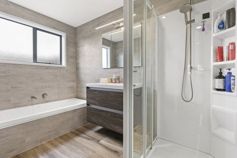 Photo of property in 10 Bandon Grove, Bell Block, New Plymouth, 4312