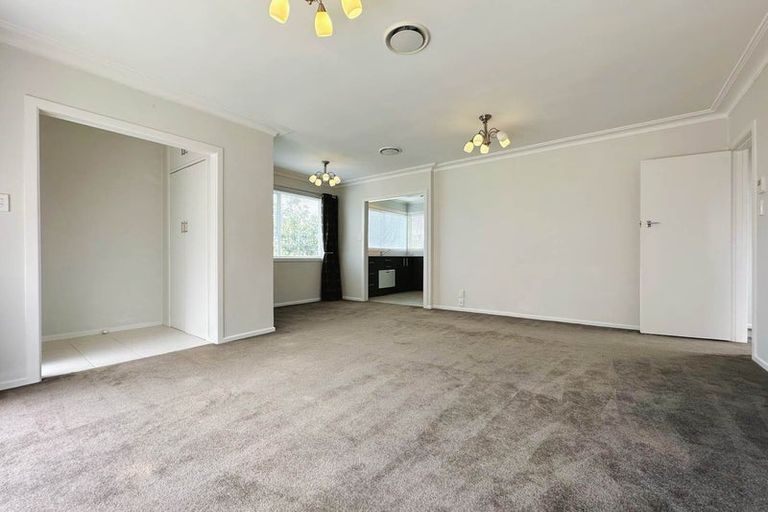Photo of property in 33b Eastern Beach Road, Bucklands Beach, Auckland, 2012