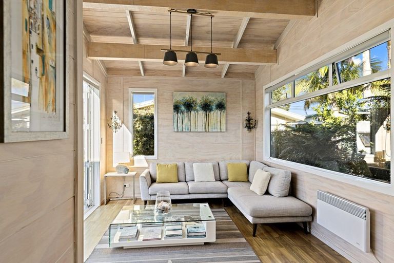 Photo of property in 45 Riverside Drive, Point Wells, Warkworth, 0986