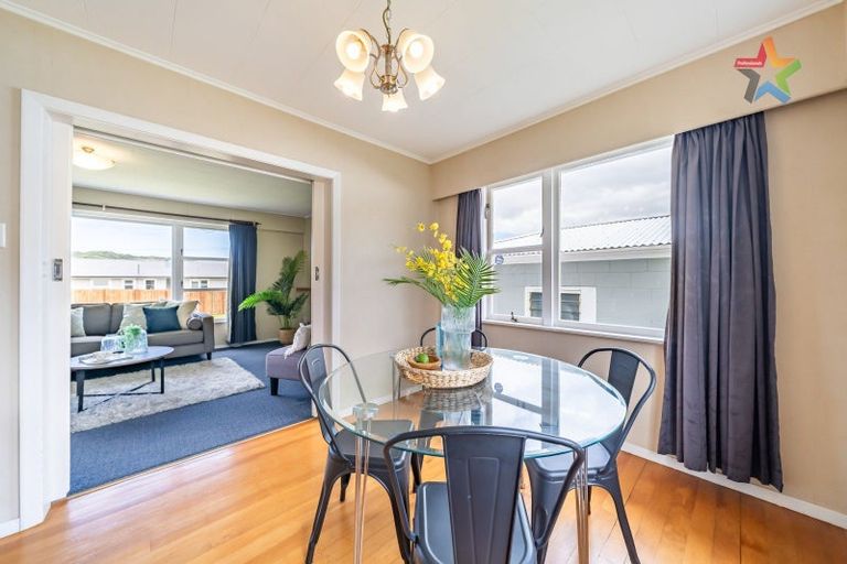 Photo of property in 62 Russell Road, Wainuiomata, Lower Hutt, 5014