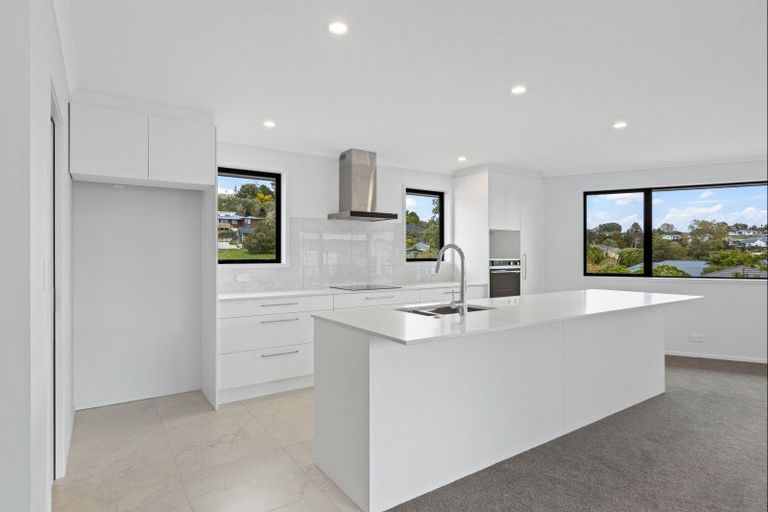 Photo of property in 1 Kiwinui Lane, Warkworth, 0910