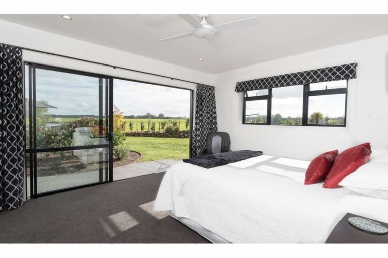 Photo of property in 10 Cochrane Drive, Kerikeri, 0230