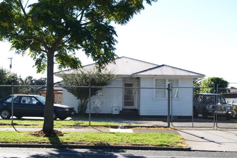 Photo of property in 65 Vine Street, Mangere East, Auckland, 2024