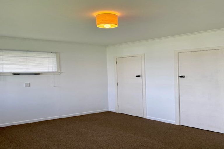 Photo of property in 12 Williamson Avenue, Belmont, Auckland, 0622